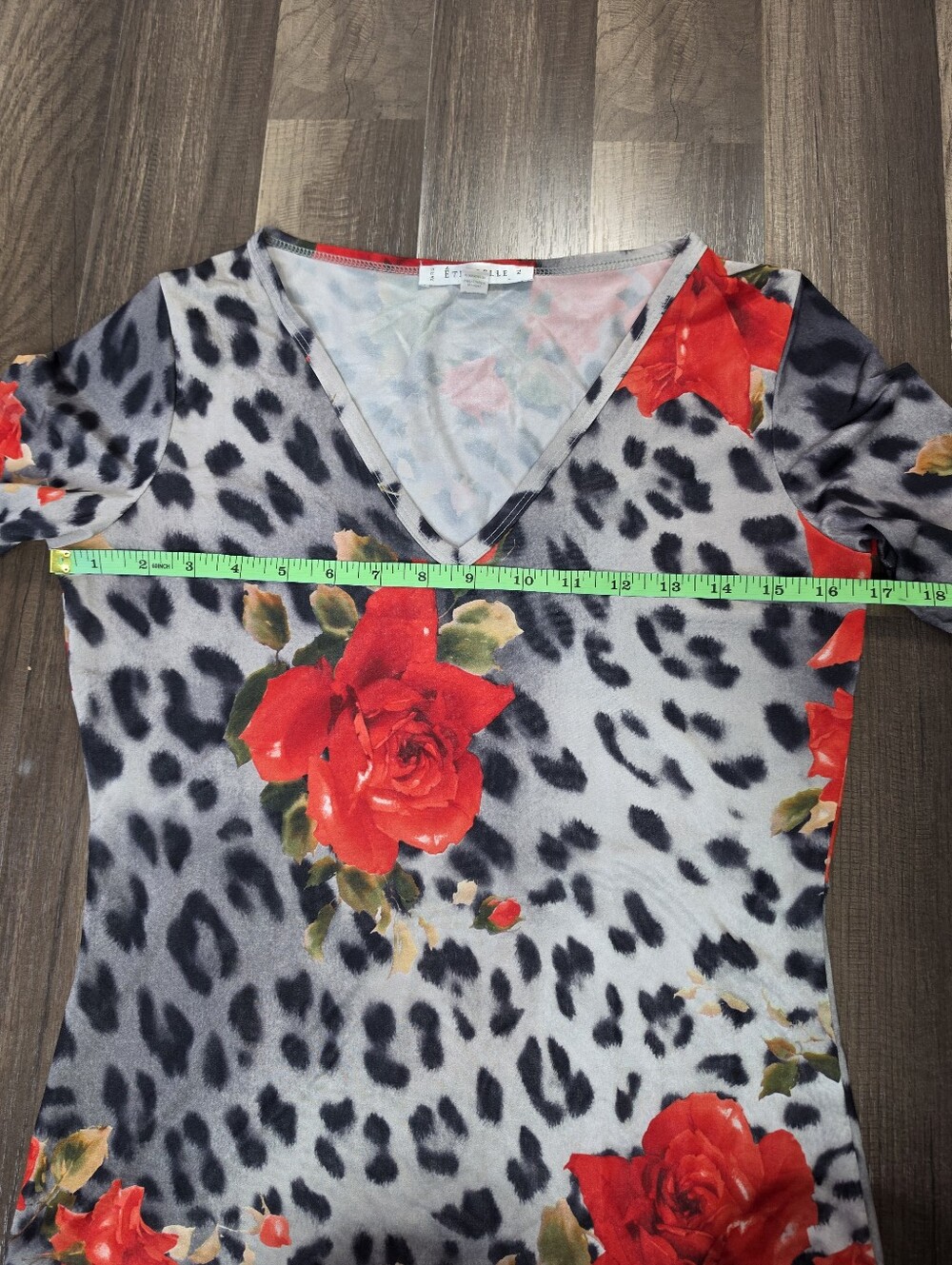 Étincelle Couture Paris Leopard Floral Print V-Neck Long Sleeve Top Mobwife. L - Picture 7 of 7